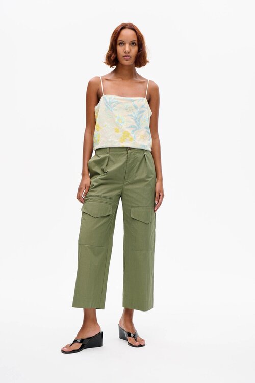 Baum Und Pferdgarten pastel yellow Top