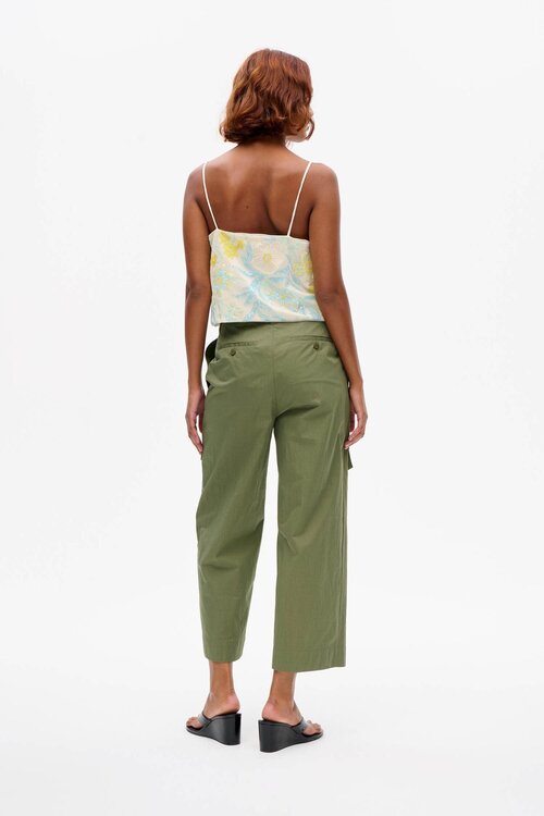 Baum Und Pferdgarten pastel yellow Top