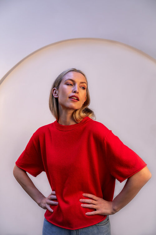 L'Ame de Julie Rood Knitted T-shirt 100% Cashmere