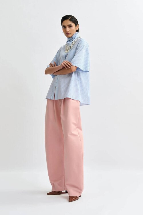 Essentiel Antwerp Lichtblauwe Blouse