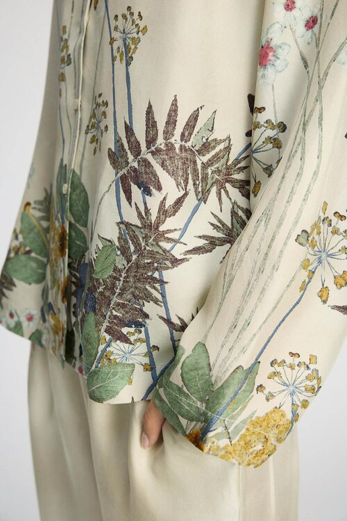 Munthe Creme Embroidery Faiza Blouse