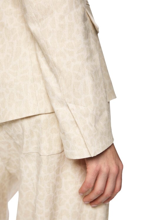 Marc Cain Ecru blazer