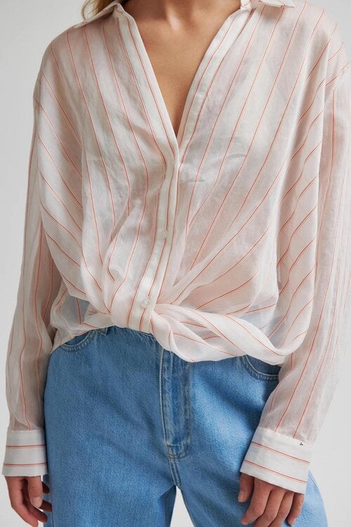 Second Female Lichtroze Chevy Shirt