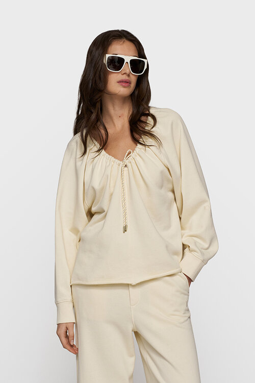 10Days Vanilla LA sweater gathering