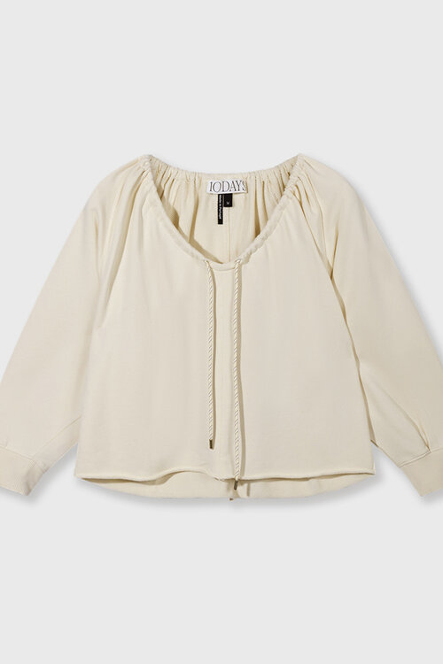 10Days Vanilla LA sweater gathering