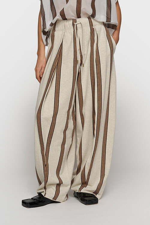 10Days Soft White Melee Bar piece stripes