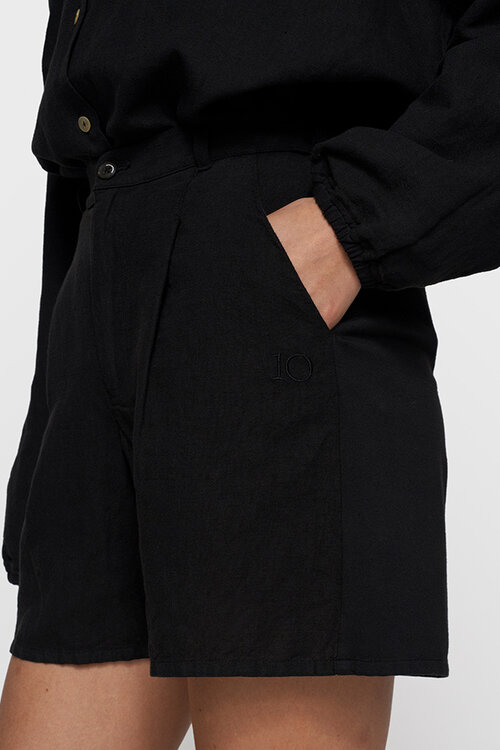 10Days Black wide shorts linen