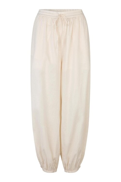 Second Female Gele Avida Pants