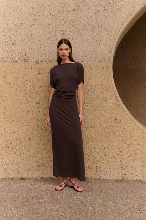 Club L'avenir Donkerbruine Maxi Jurk Morana