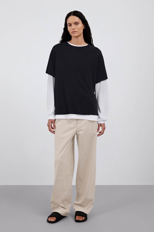 Neeve Zwart Lyocell Shirt