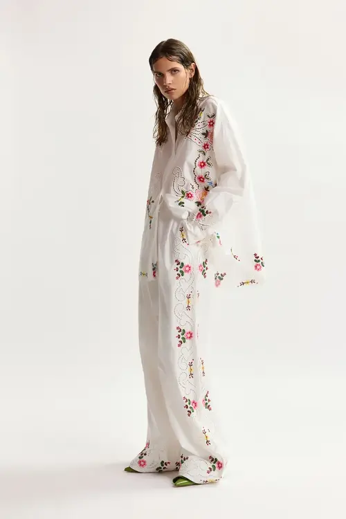 Essentiel Antwerp Off White Witte blouse met bloemen
