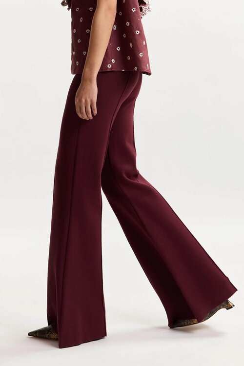 Essentiel Antwerp Broek met wijde pijp bordeaux