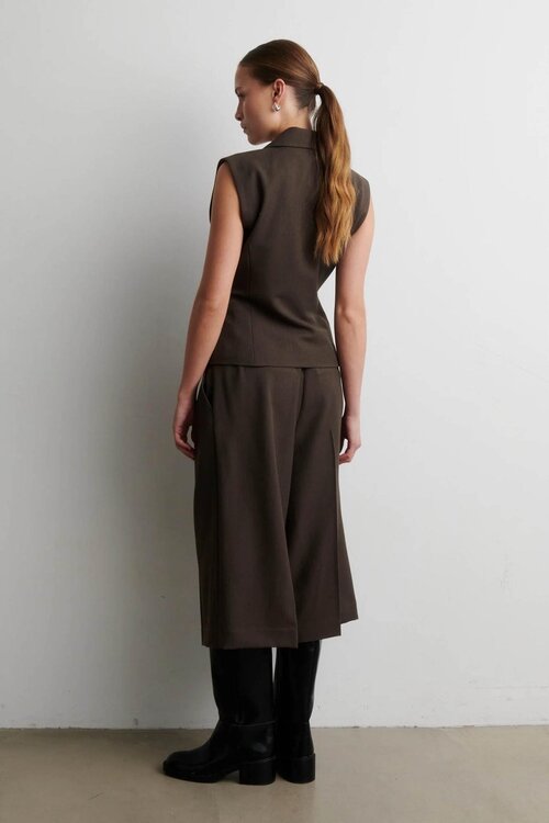 Second Female Rese Waistcoat
