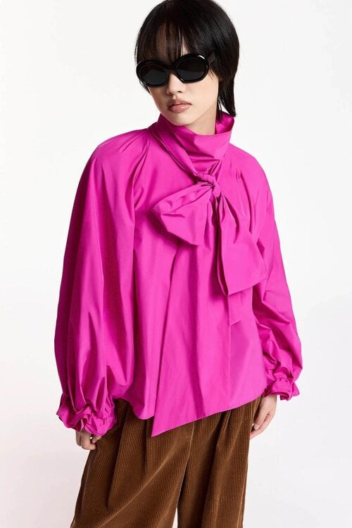 Essentiel Antwerp Blouse met strikkraag Pink