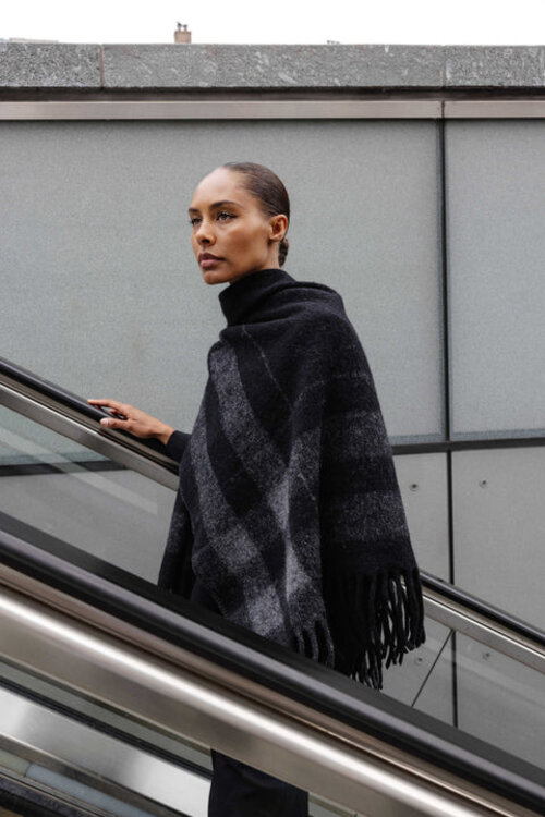 Club L'avenir Rhea Poncho