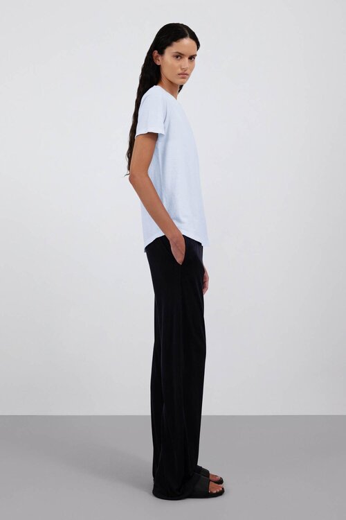 Neeve Zwart Lyocell Pantalon
