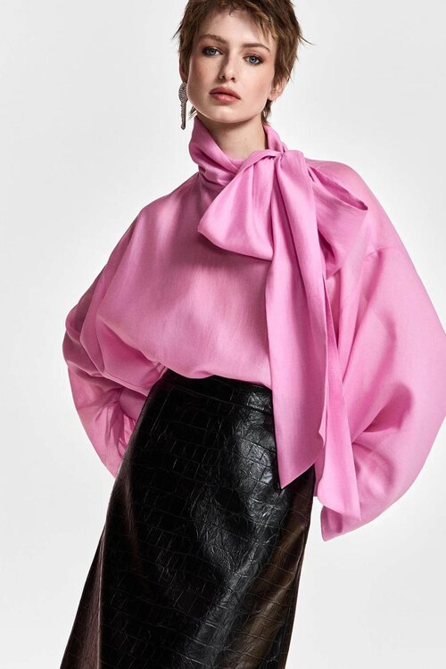 Essentiel Antwerp Blouse met strikkraag Pink