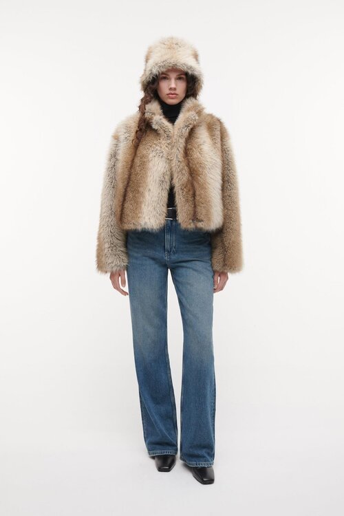 Studio AR by Arma Beau faux fox muts sand