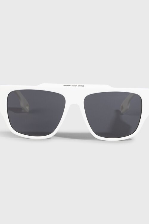 10Days Ecru the iconic sunglasses