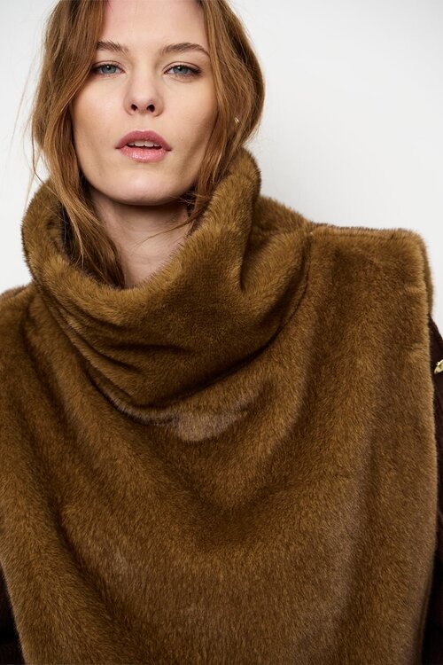 Dante 6 Luca faux fur waistcoat bruin