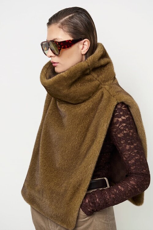 Dante 6 Luca faux fur waistcoat bruin