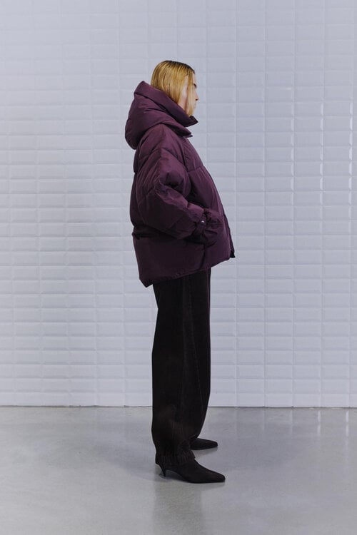 WITHBLACK WBLKYLIE REAL DOWN JACKET