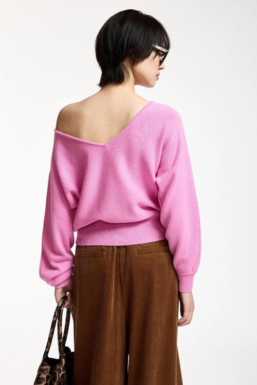 Essentiel Antwerp Trui met boothals pink