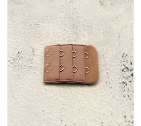 Op en Top Beha Verlenger 2 Haaks Bruin (per stuk) Op en Top Beha Verlenger 2 Haaks Bruin (per stuk)