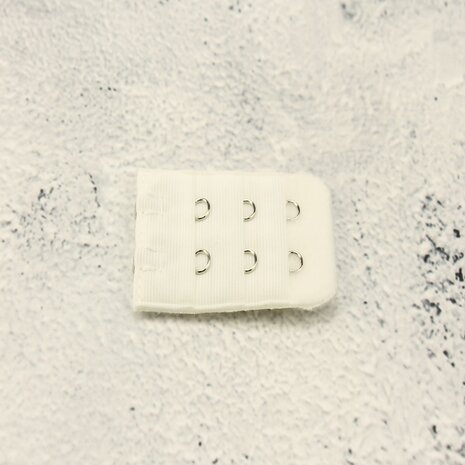 Op en Top BH Verlengstuk / Verlenger 2 Haaks Wit (per stuk) Op en Top BH Verlengstuk / Verlenger 2 Haaks Wit (per stuk)