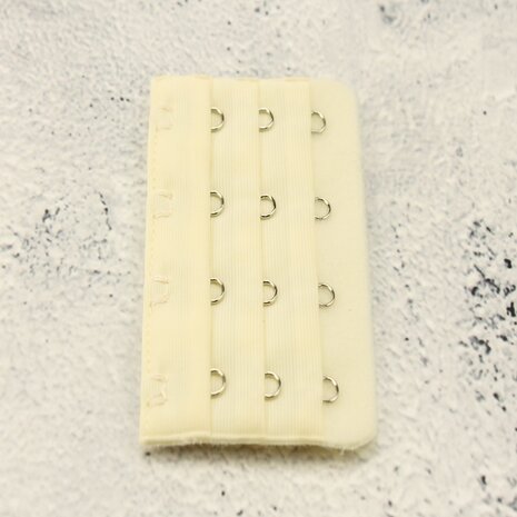 Op en Top BH Verlengstuk / Verlenger 4 Haaks Creme (per stuk) Op en Top BH Verlengstuk / Verlenger 4 Haaks Creme (per stuk)
