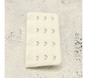 Op en Top Beha Verlenger 4 Haaks Wit (per stuk) Op en Top Beha Verlenger 4 Haaks Wit (per stuk)