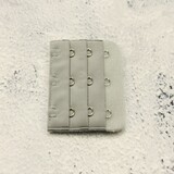 Op en Top Beha Verlenger 3 Haaks Grijs (per stuk) Op en Top Beha Verlenger 3 Haaks Grijs (per stuk)