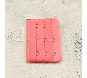 Op en Top Beha Verlenger 3 Haaks Donker Baby Roze (per stuk) Op en Top Beha Verlenger 3 Haaks Donker Baby Roze (per stuk)