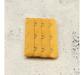 Op en Top Beha Verlenger 3 Haaks Oker Geel (per stuk) Op en Top Beha Verlenger 3 Haaks Oker Geel (per stuk)