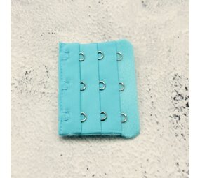 Op en Top Beha Verlenger 3 Haaks Licht Blauw (per stuk) Op en Top Beha Verlenger 3 Haaks Licht Blauw (per stuk)