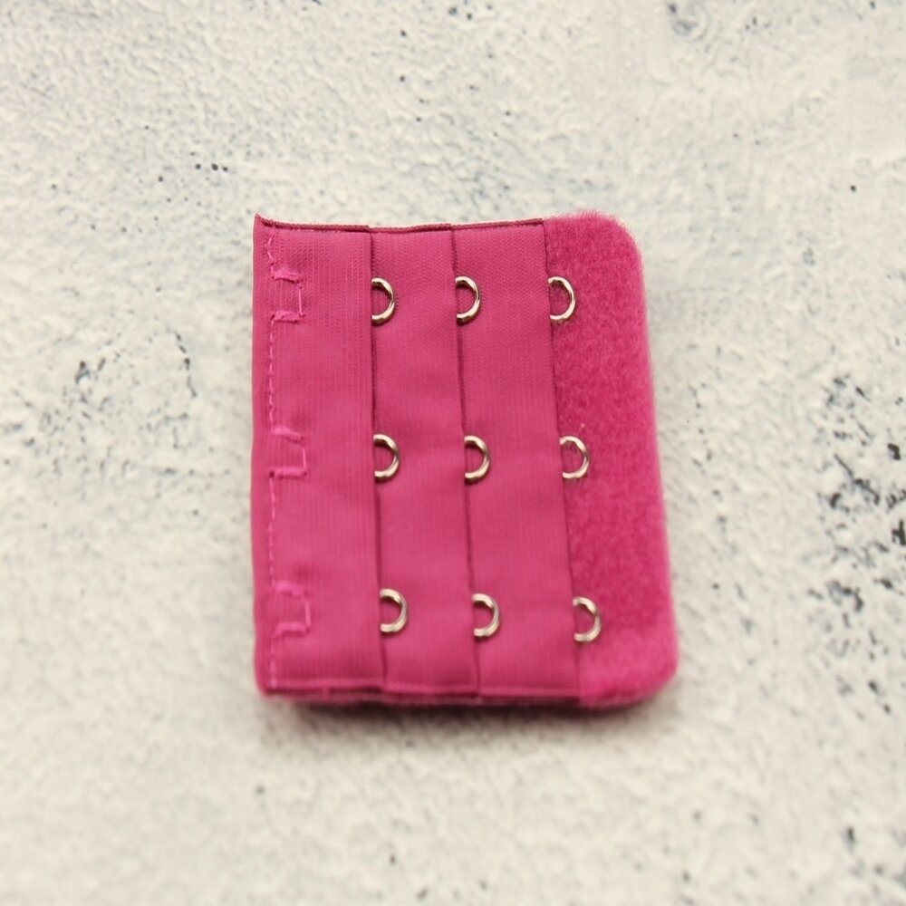 Op en Top BH Verlengstuk / Verlenger 3 Haaks Bordeaux (per stuk) Op en Top BH Verlengstuk / Verlenger 3 Haaks Bordeaux (per stuk)