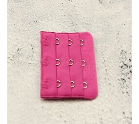 Op en Top Beha Verlenger 3 Haaks Donker Roze (per stuk) Op en Top Beha Verlenger 3 Haaks Donker Roze (per stuk)