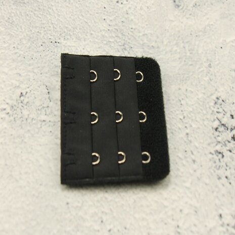 Op en Top BH Verlengstuk / Verlenger 3 Haaks Zwart (per stuk) Op en Top BH Verlengstuk / Verlenger 3 Haaks Zwart (per stuk)