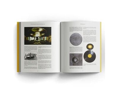 The Sun Singles Of Elvis - An Illustrated Guide
