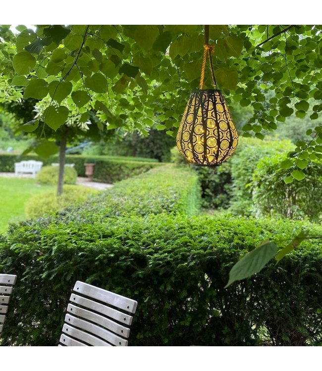 Laterne zum Aufhängen mit Beleuchtung - Villa Jähn