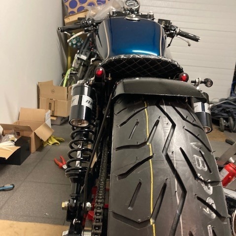 Custom Motor Spatbord Steun - Dubbel