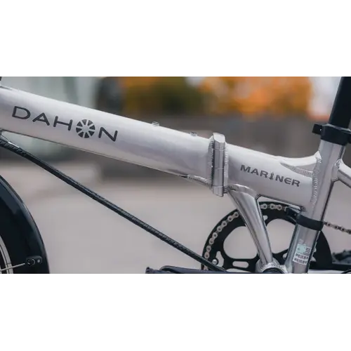 Dahon Mariner Vouwfiets 20 inch met 8 Versnellingen en Bagagedrager – Shadow Black Dahon Mariner Vouwfiets 20 inch met 8 Versnellingen en Bagagedrager – Shadow Black
