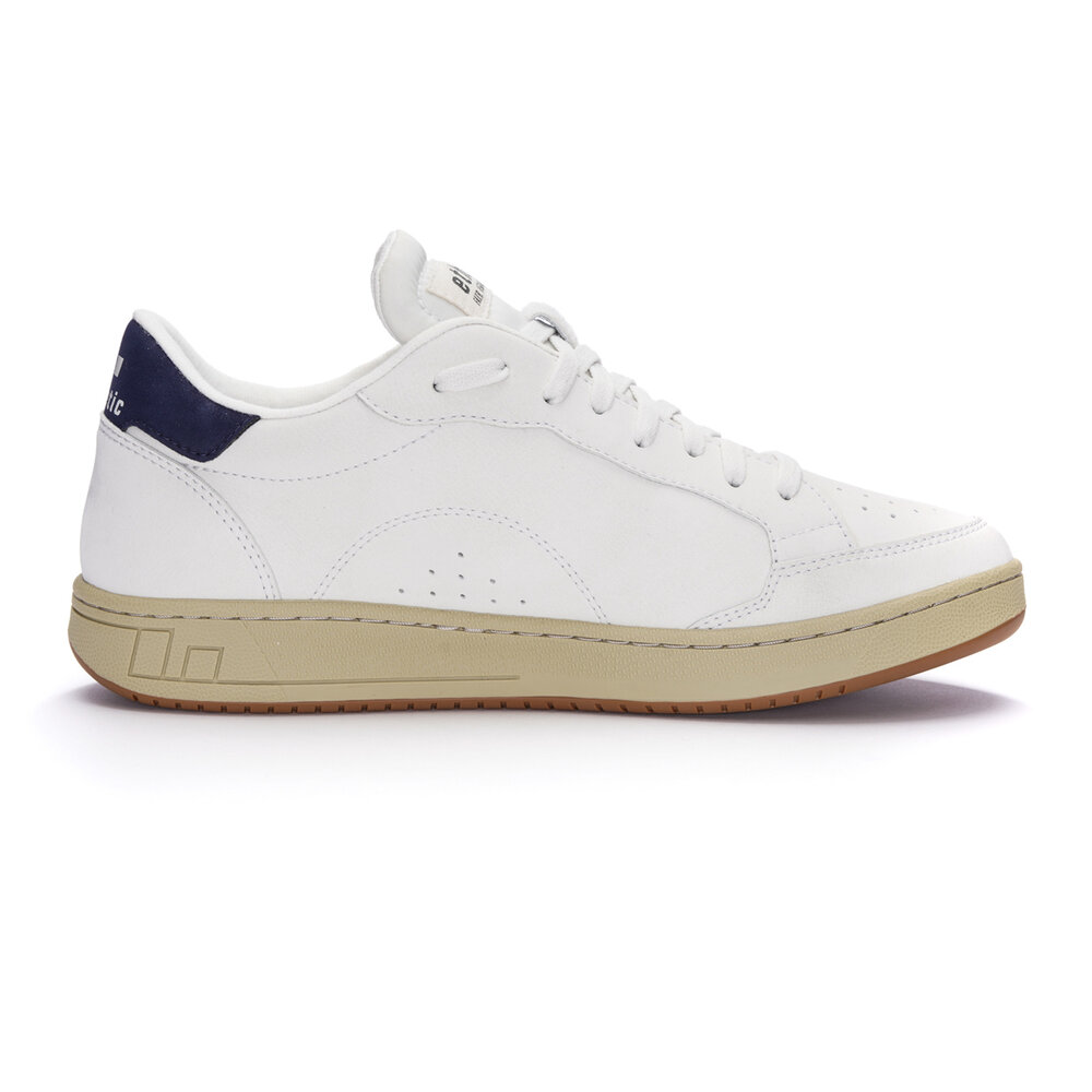 Ethletic Jesse Lo Cut Classic Chalk White | Accent Rio Red