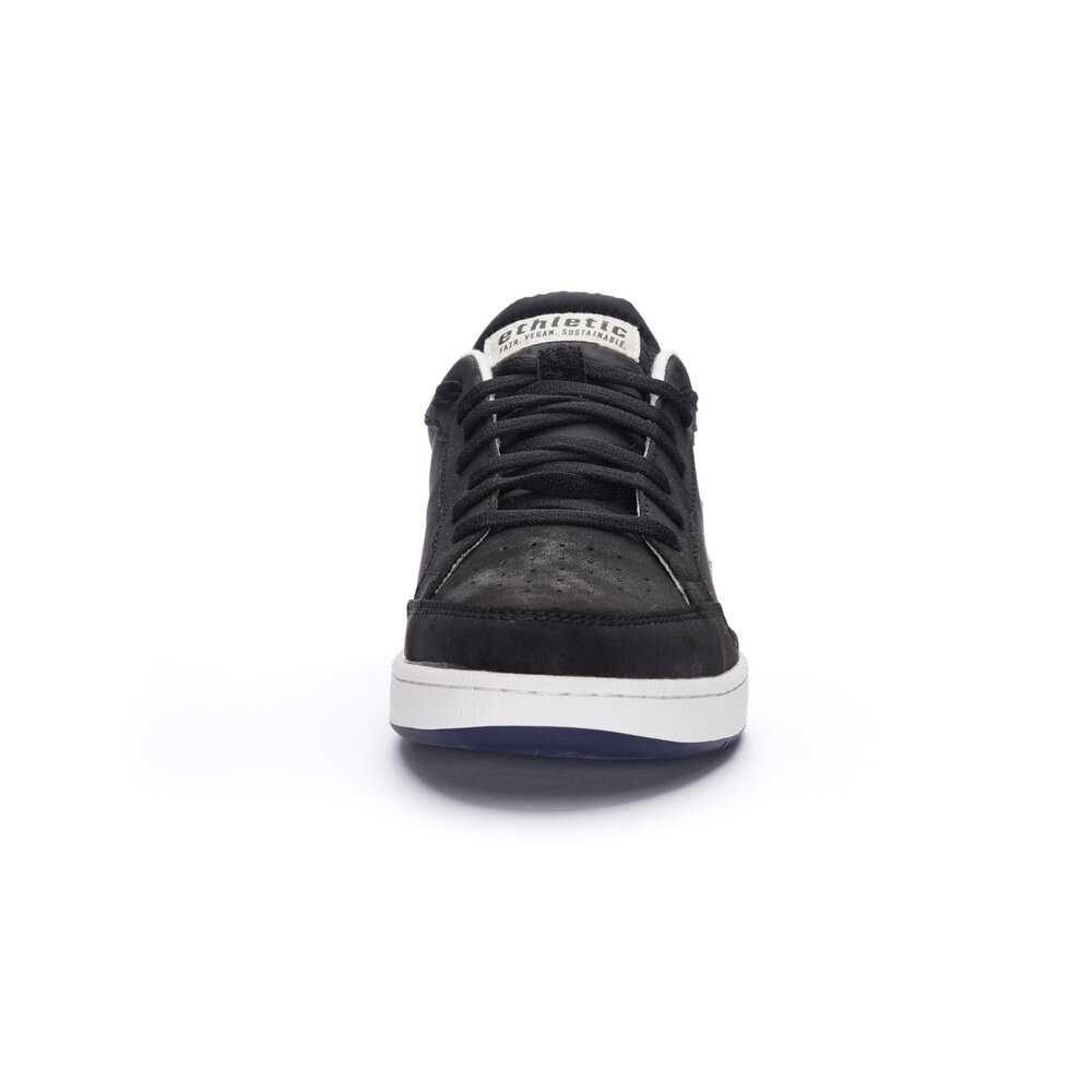 Ethletic Jesse Lo Cut Classic Jet Black | Chalk White