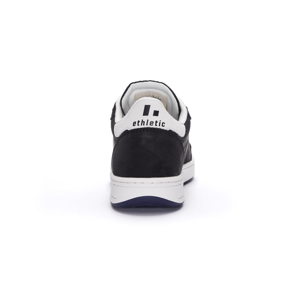 Ethletic Jesse Lo Cut Classic Jet Black | Chalk White