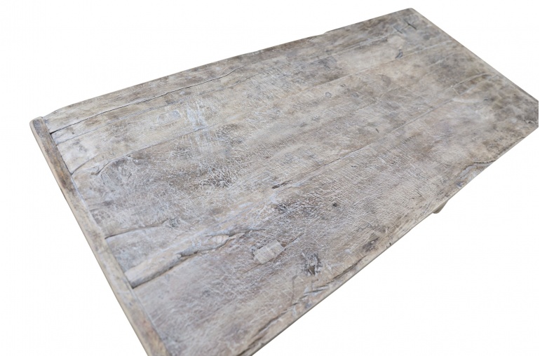 Snowdrops Copenhagen Table basse vintage bois d'orme brut - L126x57xh45cm - pièce unique