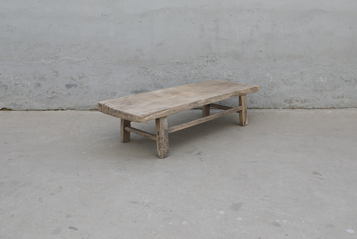 Maisons Origines Table basse bois brut - 120X43X30cm - pièce unique