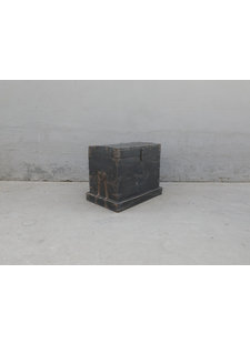 Maisons Origines Antique/vintage case/box elm wood -  92X62XH76cm - unique piece