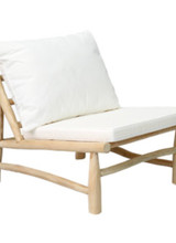 Bazar Bizar Sillon TULUM madera con cojin blanco 70x80xh74cm