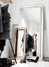 (Big) mirrors are fashion! seen on Pinterest